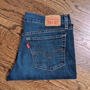 Levi's 414 Relaxed Straight Legged Denim Jeans